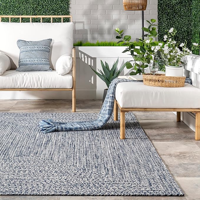 nuLOOM Oval 3' x 5' Solid Hand Braided Indoor/Outdoor Area Rug, Pet-Friendly, High Traffic, Weather Resistant, for Patio, Balcony, Bedroom, Living, Dining Room, Wynn Navy